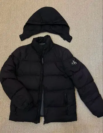 캘빈 클라인 다운 블랙 M 후드 탈부착 가능