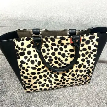 택 포함 새상품 베스조이야 Vesgioia 레오파드 토트백