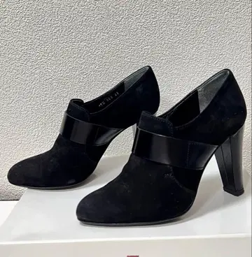 블랙 스웨이드 부티 9cm 힐