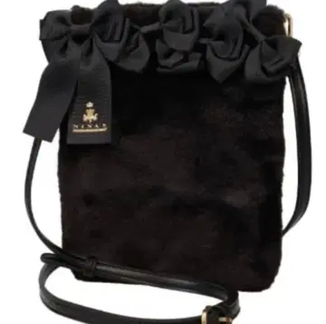 아오키 미사코 니나스 콜라보 퍼 리본 숄더백 택 포함 새상품 블랙