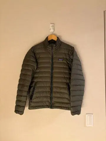 [레어 컬러] 파타고니아 다운 스웨터 자켓 올리브 MARS 컬러