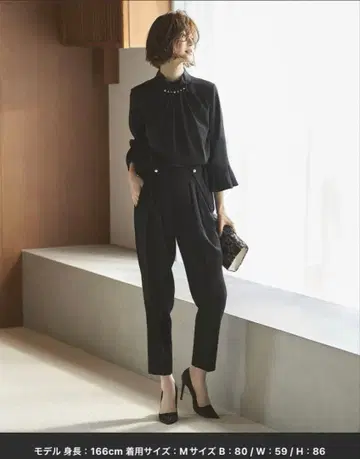 RUIRUE BOUTIQUE 펄 포인트 블라우스 & 팬츠 셋업