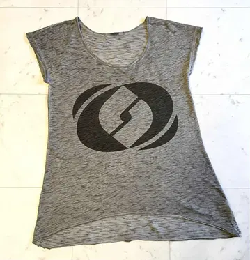 살세이션 Salsation 그레이 티셔츠