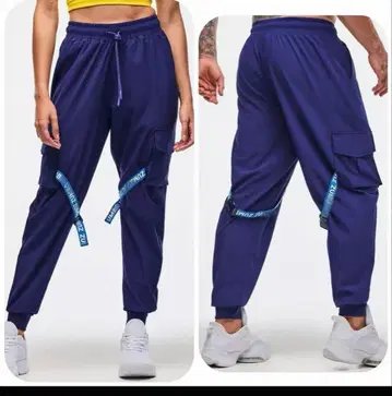 네이비 카고 팬츠 사이드 포켓 포함