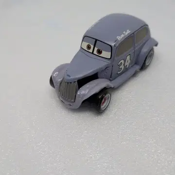 카즈 토미카 리버스 스캇