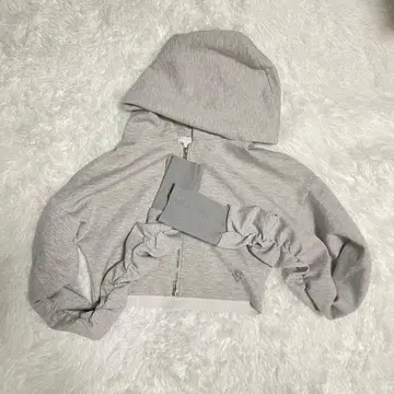 그레이 후드 부착 크롭 후드티