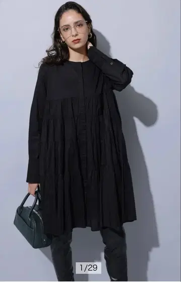 아르페쥬 스토리 티어드 미니 원피스 블랙