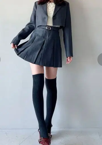 리젝시 트위드 크롭 자켓 플리츠 미니 스커트 셋업