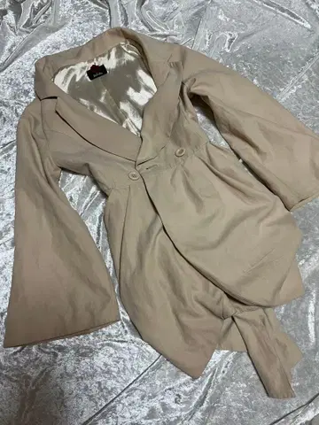 DaTuRa 베이지 트렌치코트풍 자켓