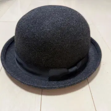 유니클로 보울러 햇 57cm 그레이 여성용 UNIQLO