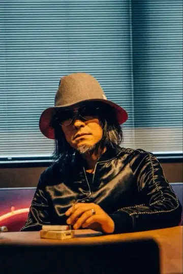 루드 갤러리 펠트 햇 치바 유스케 착용 sundinista