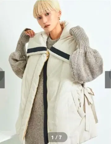 에이미 로우 충전솜 빅 칼라 베스트 아이보리 새상품급 risley 미카레