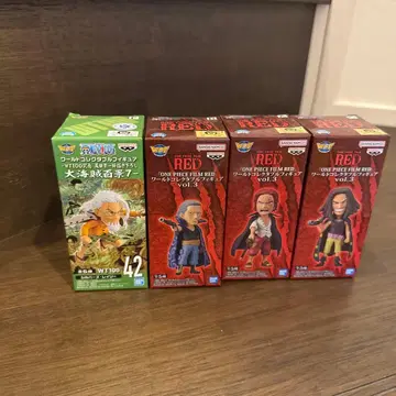 원피스 FILM RED 액션 피규어 & 레이리 세트