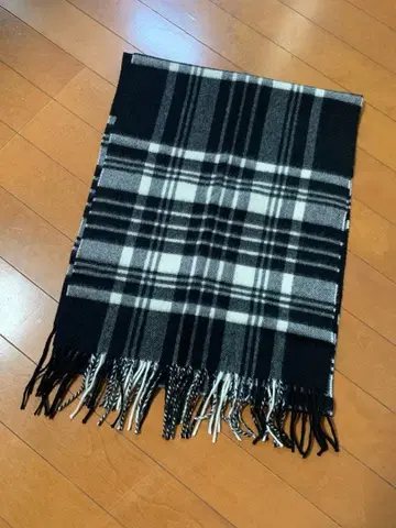 Johnstons of English 체크 캐시미어 스톨 100