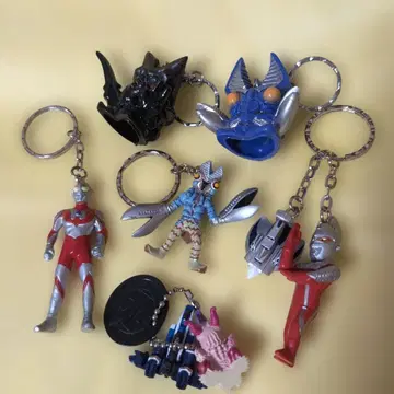 울트라맨 & 발탄 성인 피규어형 키링 6개 세트