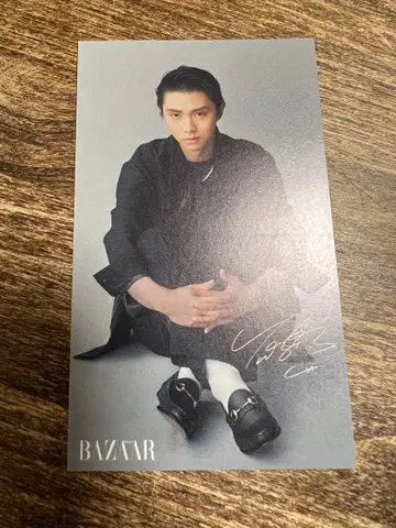 하뉴 유즈루 Harper's BAZAAR 스티커