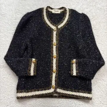 마담 조콘다 노카라 니트 자켓 골드 버튼 다크 퍼플