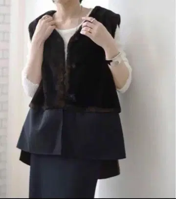 Eimee Law 퍼 미들 기장 베스트