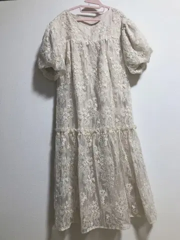 화이트 전체 레이스 원피스