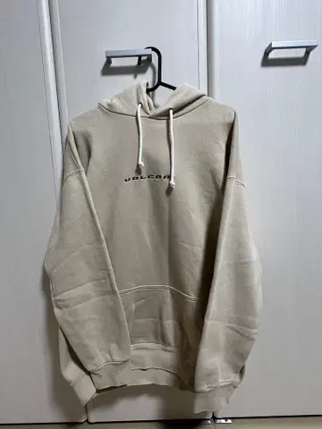Volcom 베이지 후드 부착 후드티