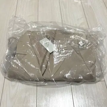 엑시즈팜 axes femme 레이스 프릴 편직 자켓 베이지