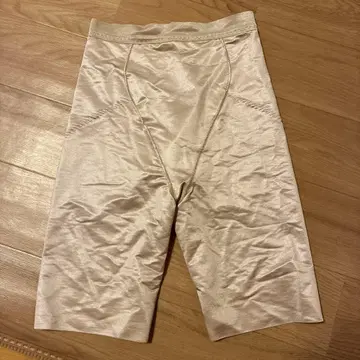 THE TREAT DRESSING 브라이덜 이너 베이지