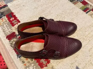 버건디 더블 몽크 스트랩 신발