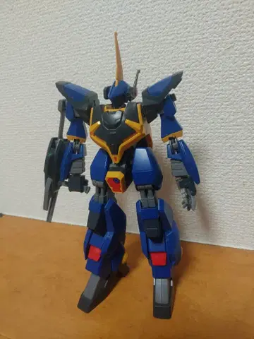 건담 프라모델 1/144 HG 바잠 완성품 동시 300엔 할인