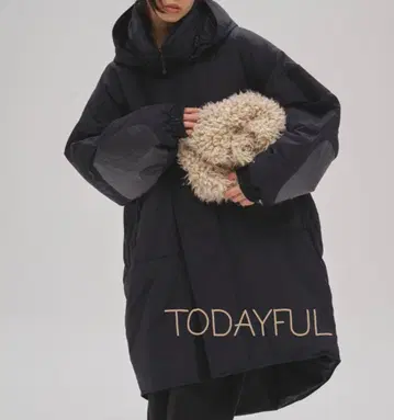 TODAYFUL 몬스터 후드 부착 다운 코트 블랙 38 2025