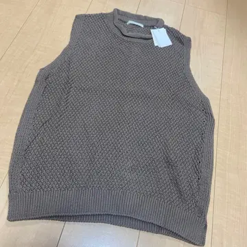 택 포함 새상품 마드모아젤 논노 니트 슬리브리스 L 면 캐시미어