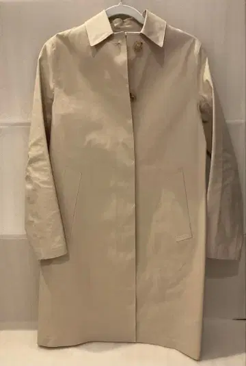 매킨토시 베이지 고무 코팅 트렌치코트 34