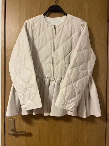 [노브랜드] 퀼팅 페플럼 블루종