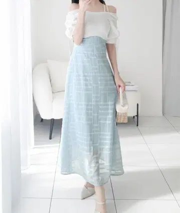 [ mily bilet ] 오프숄더 퍼프 소매 리본 니트 도킹 원피스