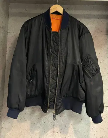 MA-1 플라이트 자켓 블랙 M 사이즈