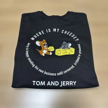 새상품 톰과 제리 85주년 기념 맨투맨 L 사이즈
