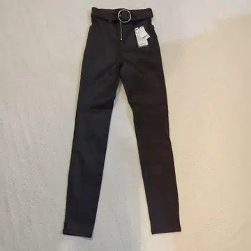 Guess 벨트 포함 스키니 팬츠 사이즈 24