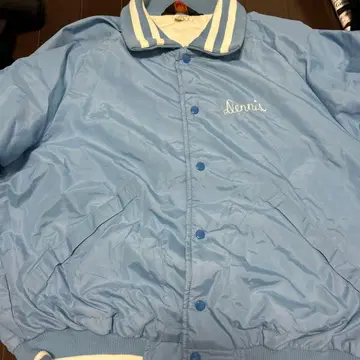 스카이블루 나일론 자켓 자수 있음