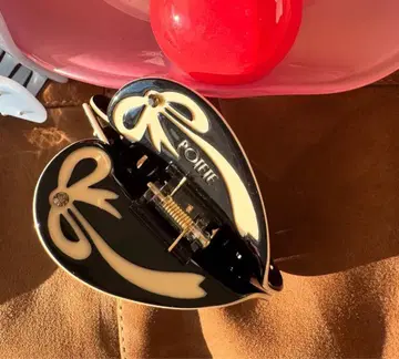 POTETE 포테테 리본 하트 클립 블랙