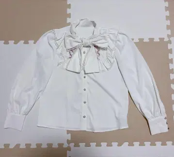 Ank Rouge 빅 리본 화이트 블라우스