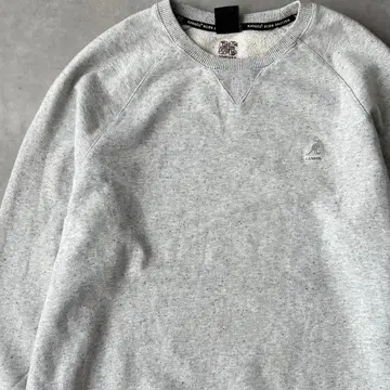 15338 캉골 자수 로고 원 포인트 맨투맨