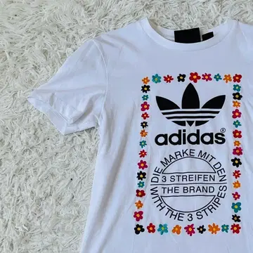 adidas 아디다스 퍼렐 윌리엄스의 트레포일 티셔츠