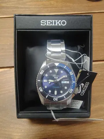 SHIPS 별주 SBSA247 한정판 300개