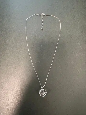 크리스탈 컷 펜던트 목걸이