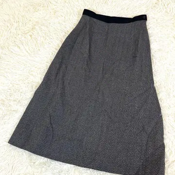 투씨 TWO:C 헤링본 울 플레어 롱 스커트 블랙