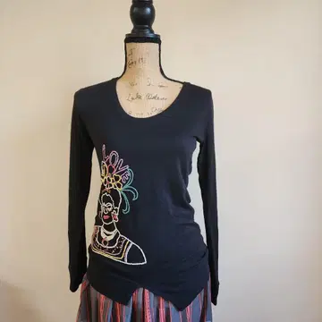 쉐어 스피릿 니트