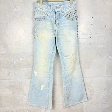 TORNADO MART 부츠컷 데미지 데님 플레어 아이렛