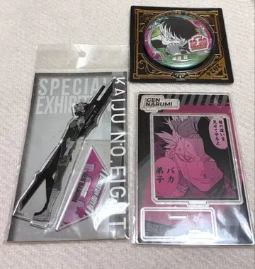 괴수 8호 나루미 겐 아크릴 스탠드 점프샵 캔뱃지 괴수 8호전