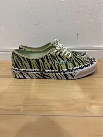 vans volt authentic ARIES 콜라보