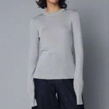 새상품급! Herin.Cye 글리터 리브 상의 실버