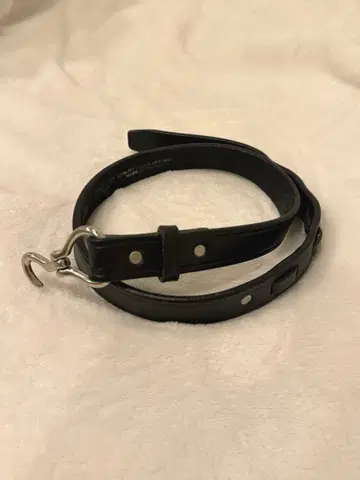 TORY LEATHER Hook Belt - Size 28